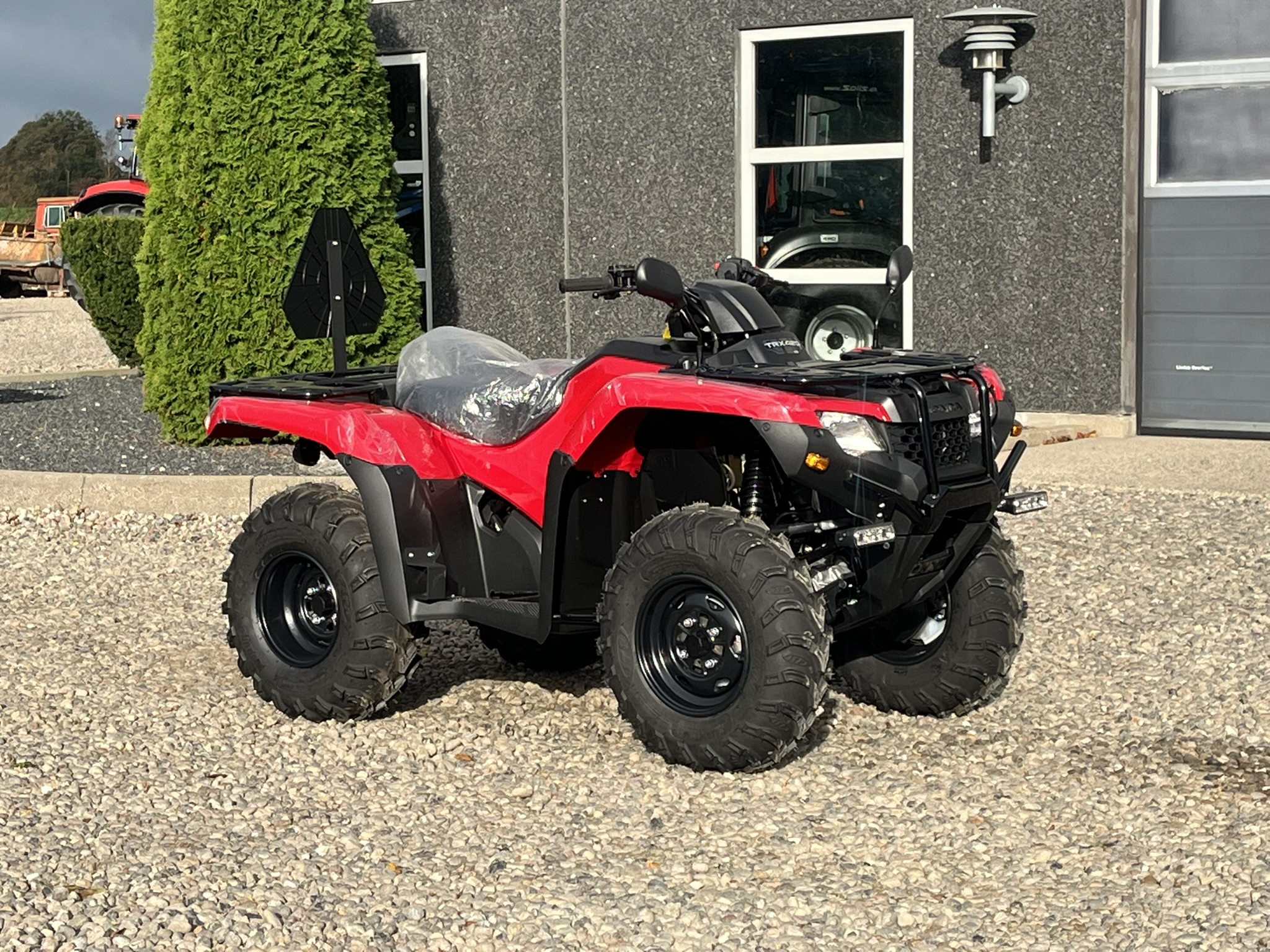 Honda Traktor 420FE TRAKTOR - Image 3