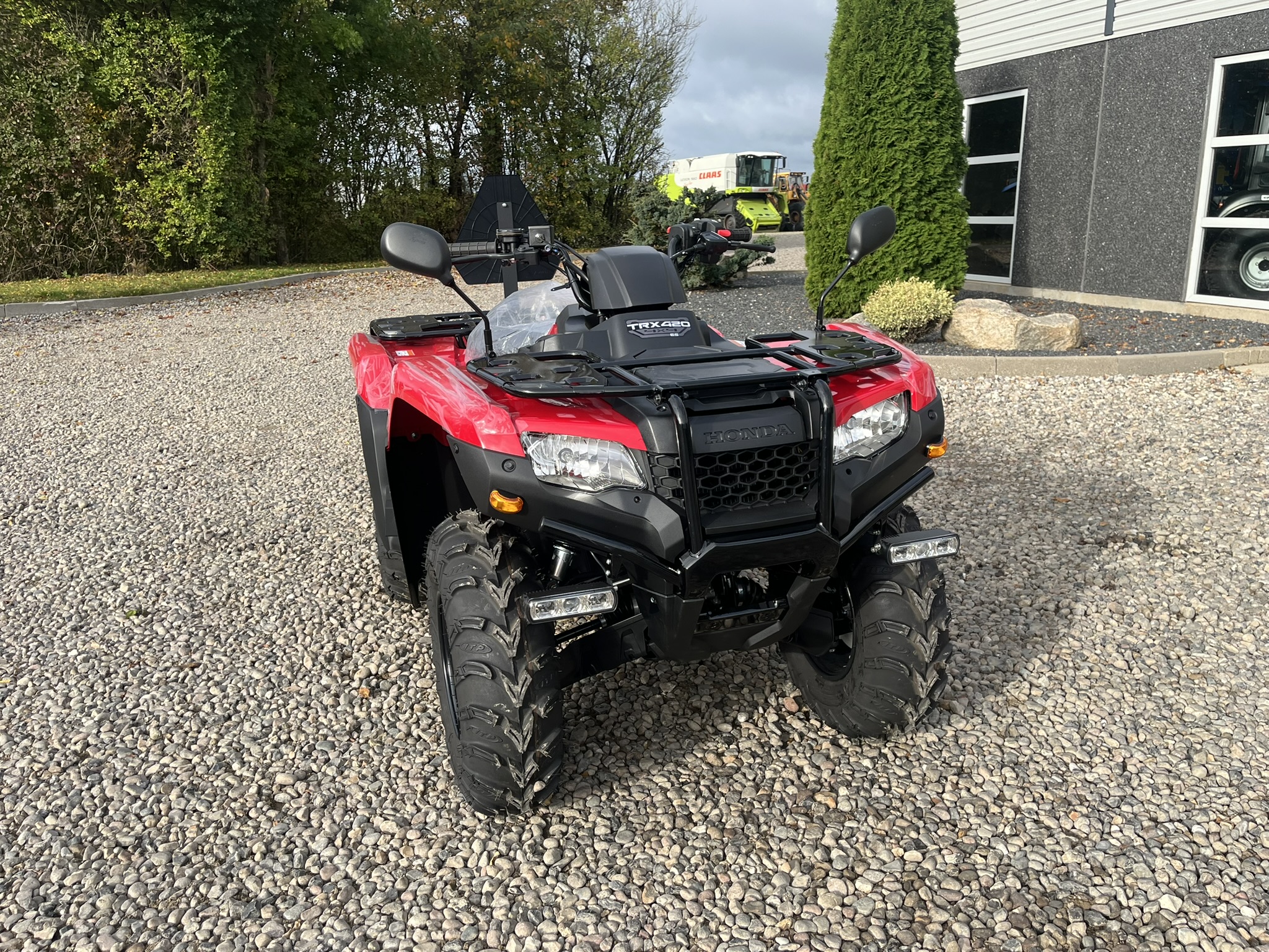 Honda Traktor 420FE TRAKTOR - Image 2