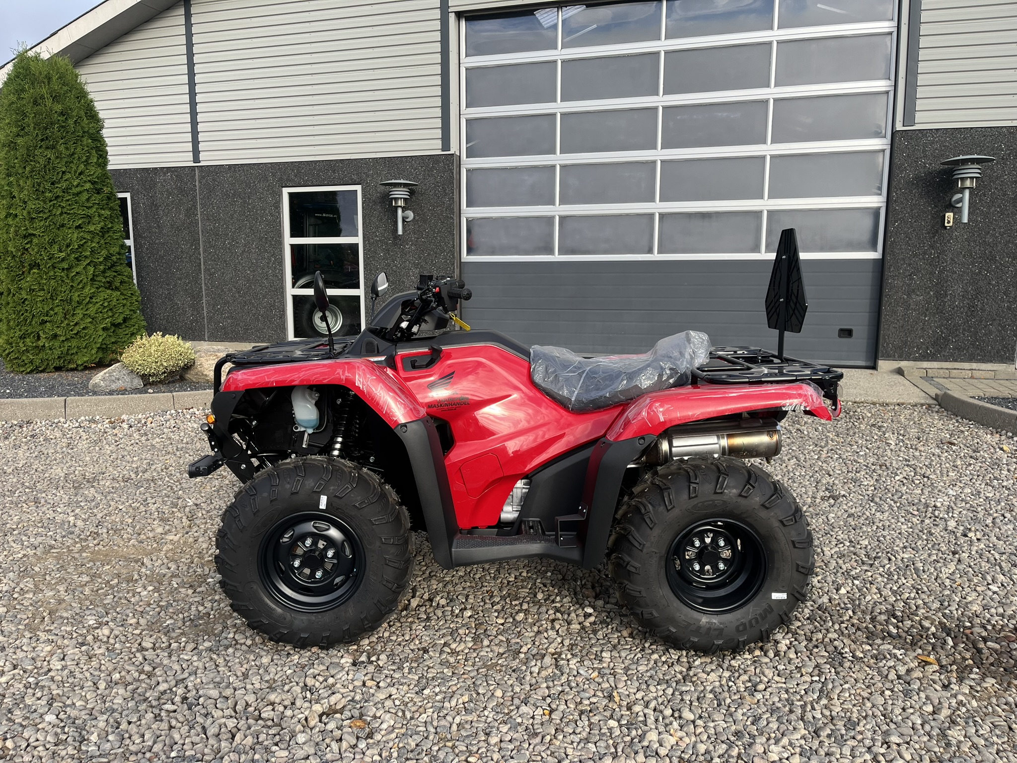 Honda Traktor 420FE TRAKTOR - Image 12